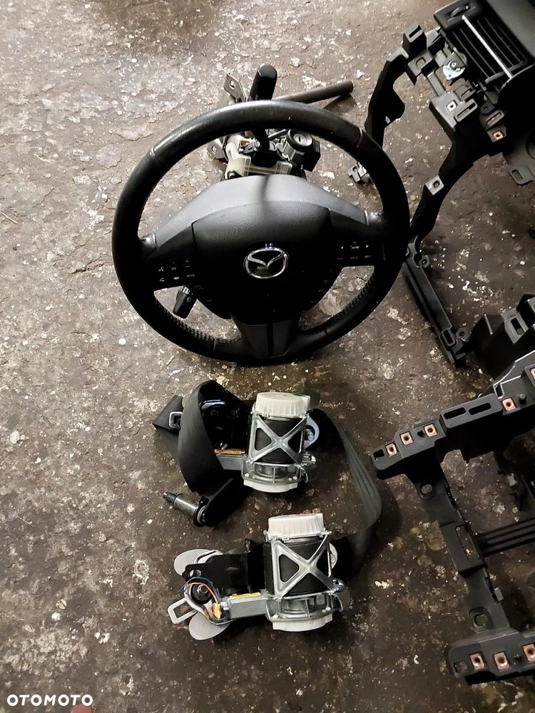 Mazda cx 7 deska kokpit pasy airbag - 5
