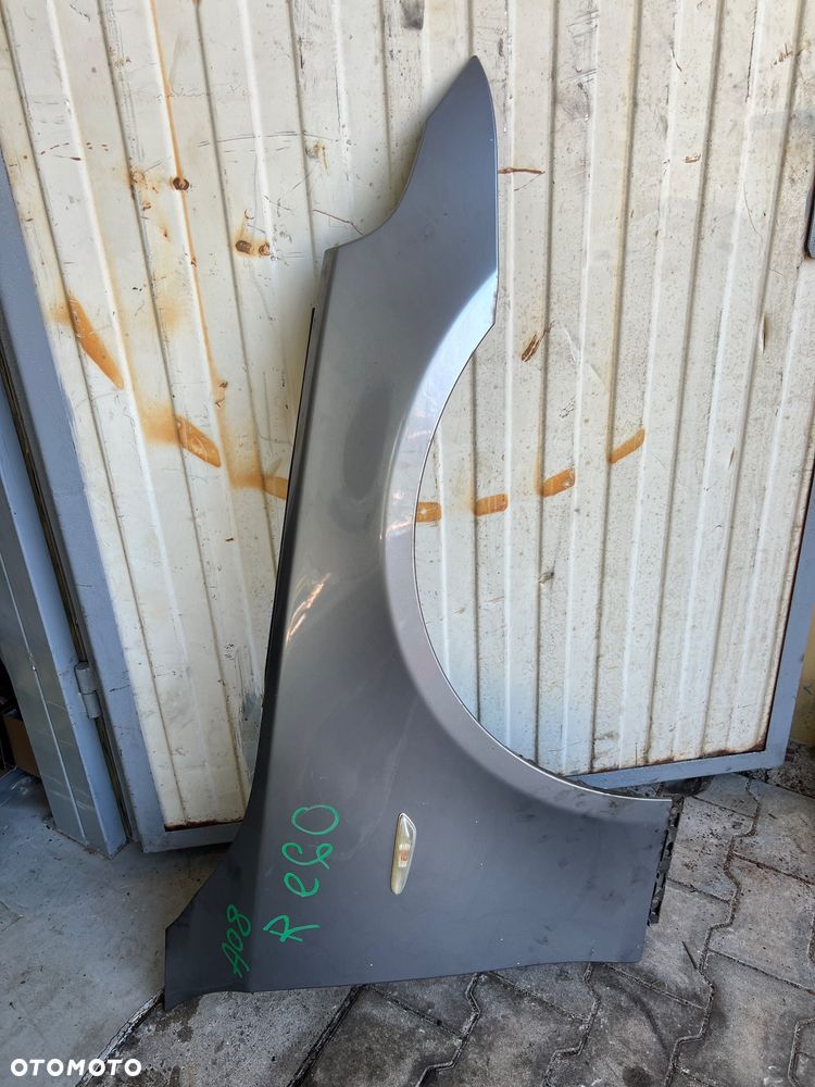 Błotnik prawy a08 Silbergrau przód prawy e60 e61