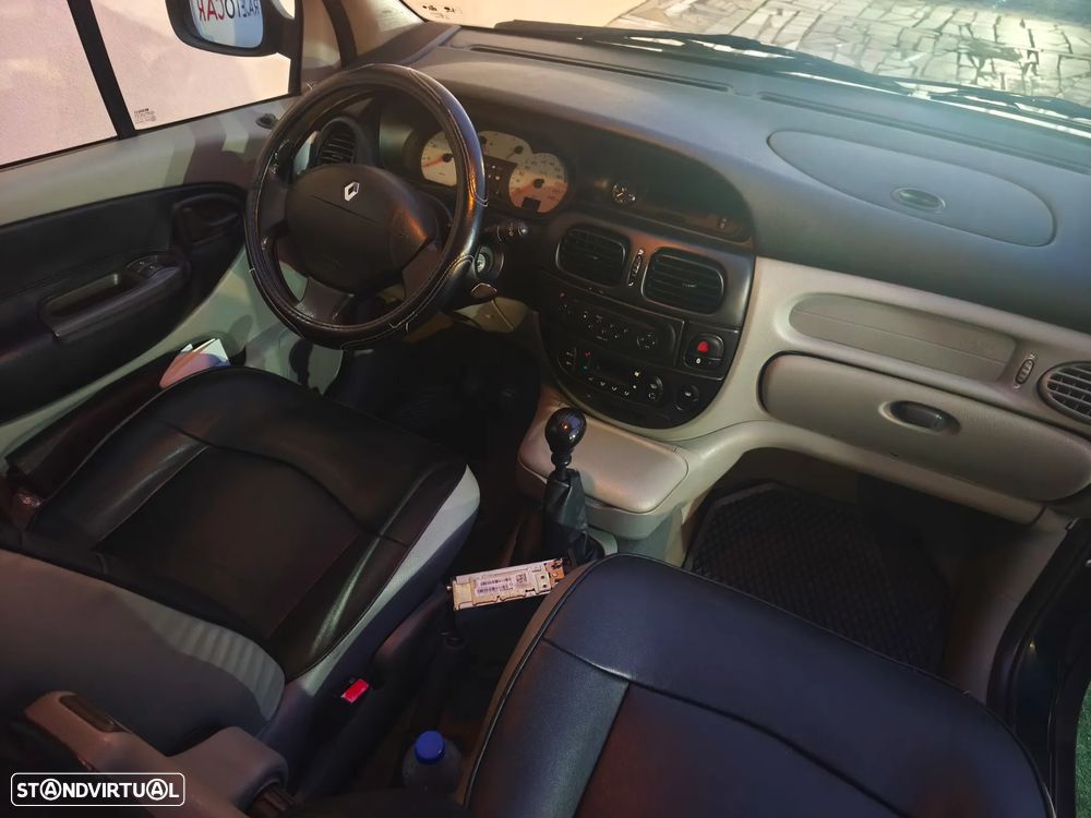 Renault Scénic RX4 2.0 16V Privilège - 10