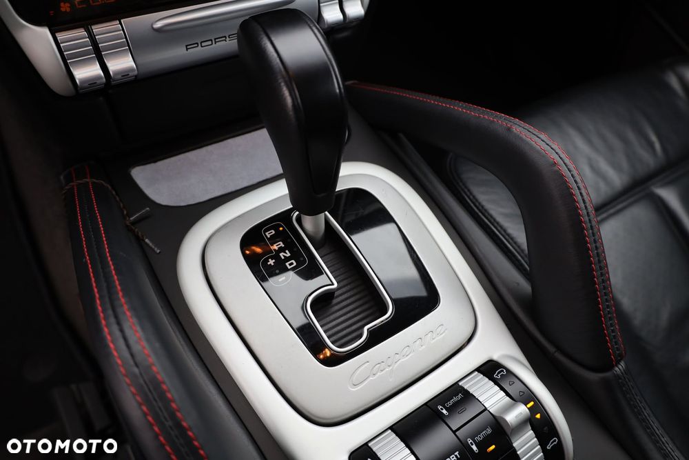 Porsche Cayenne S Tiptronic - 19