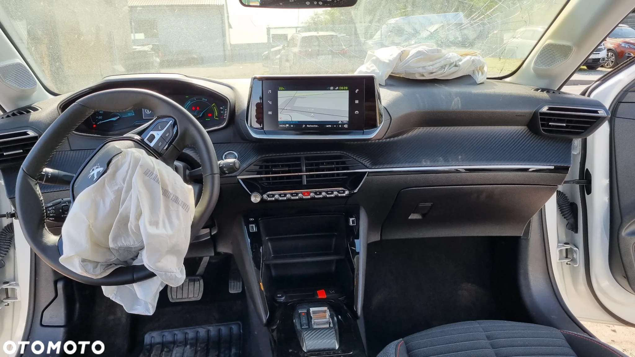 Peugeot 208 - 27
