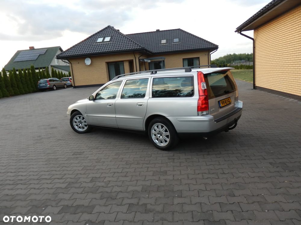 Volvo V70 2.4 Comfort - 2