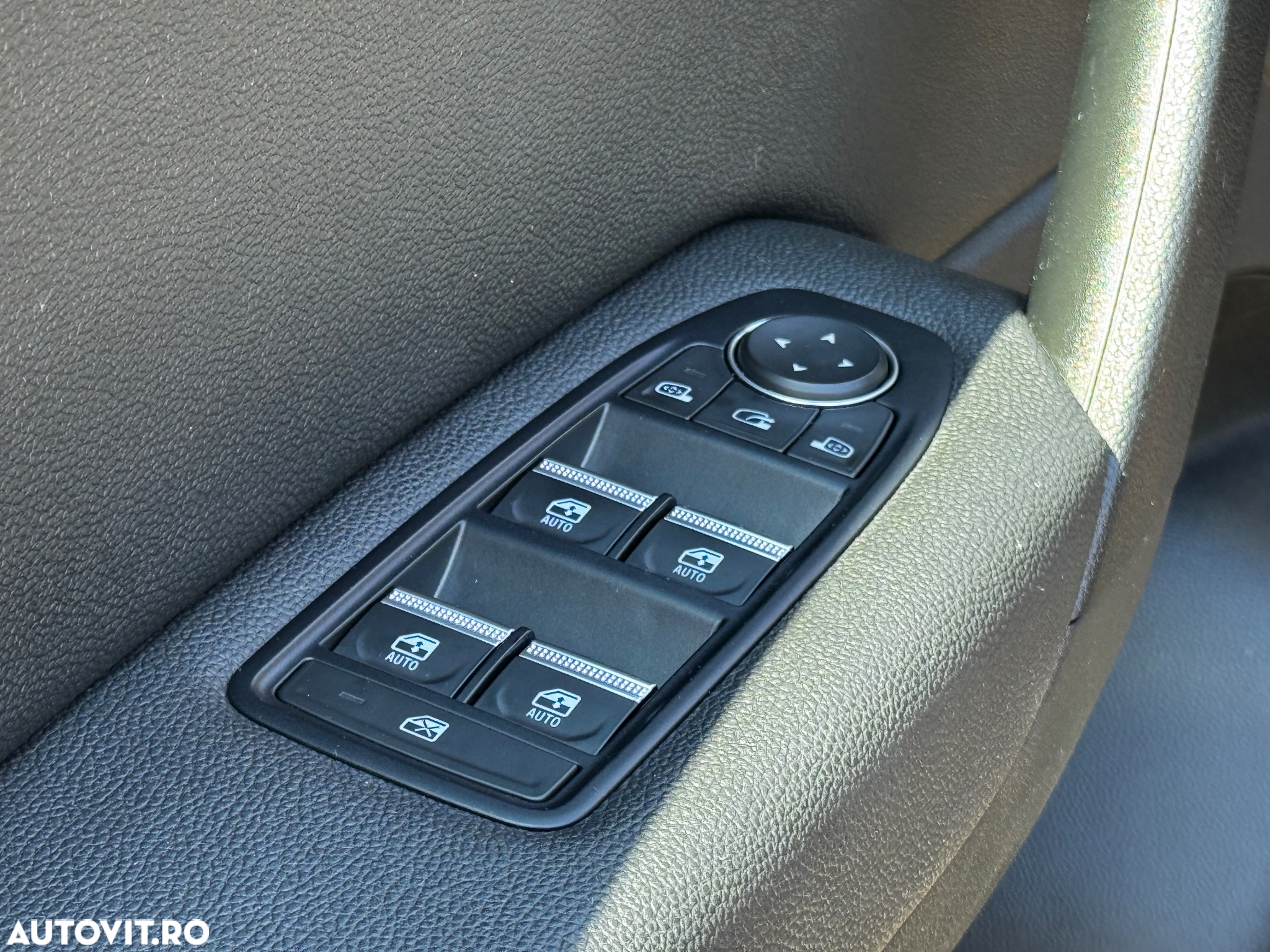 Renault Captur - 35