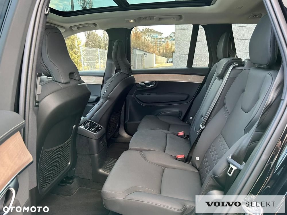 Volvo XC 90 - 31