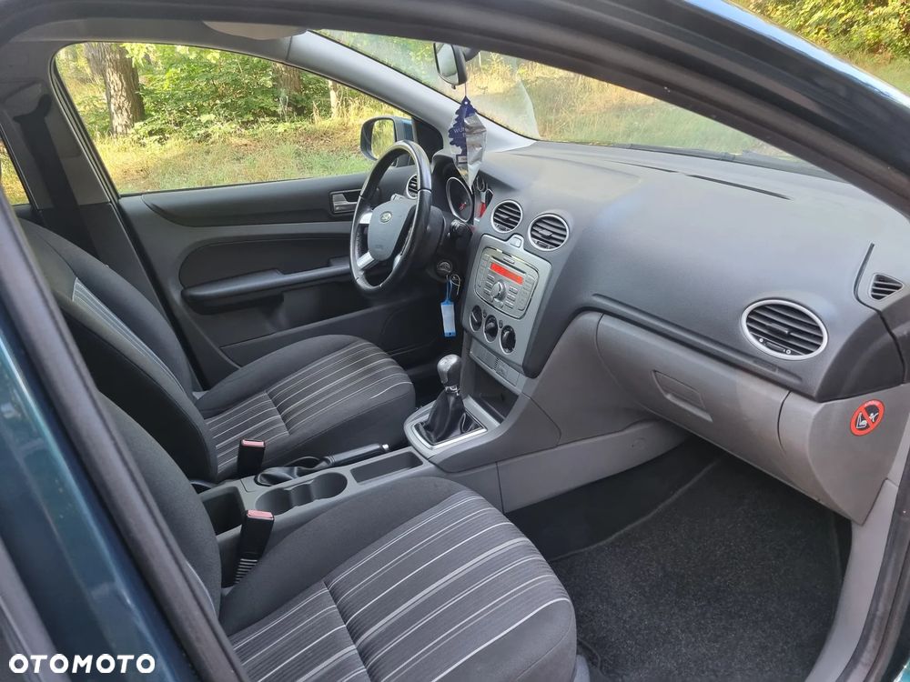Ford Focus 1.6 TDCi DPF Trend - 5