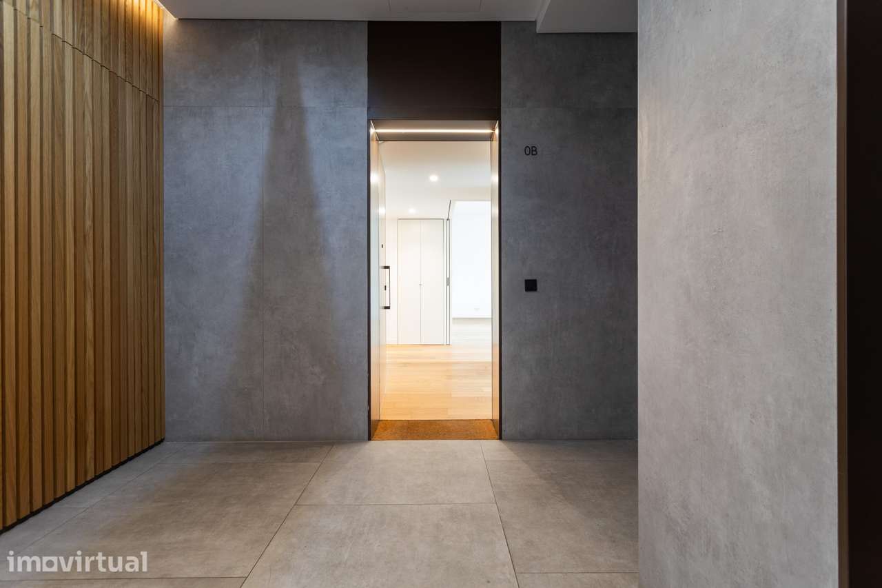 T3 de Luxo para Arrendar com Jardim Privativo, Piscina, Rooftop e 2 Es - Grande imagem: 3/52