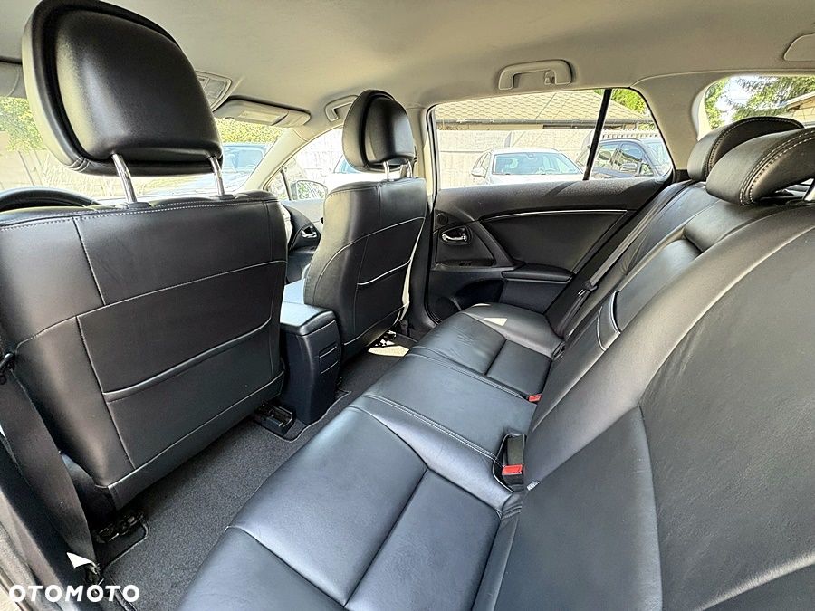 Toyota Avensis 2.0 D-4D Sol plus+NAVI - 22