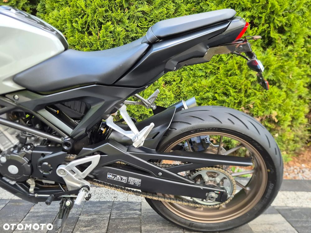 Honda CB - 15