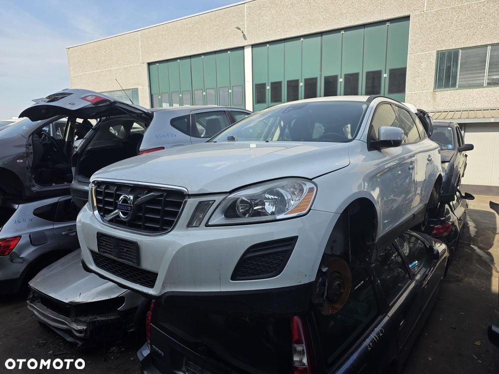 VOLVO XC60 I 614-46 DIESEL MASKA ZDERZAK BLOTNIKI LAMPY CHLODNICE PAS PRZOD KOMPLETNY - 3