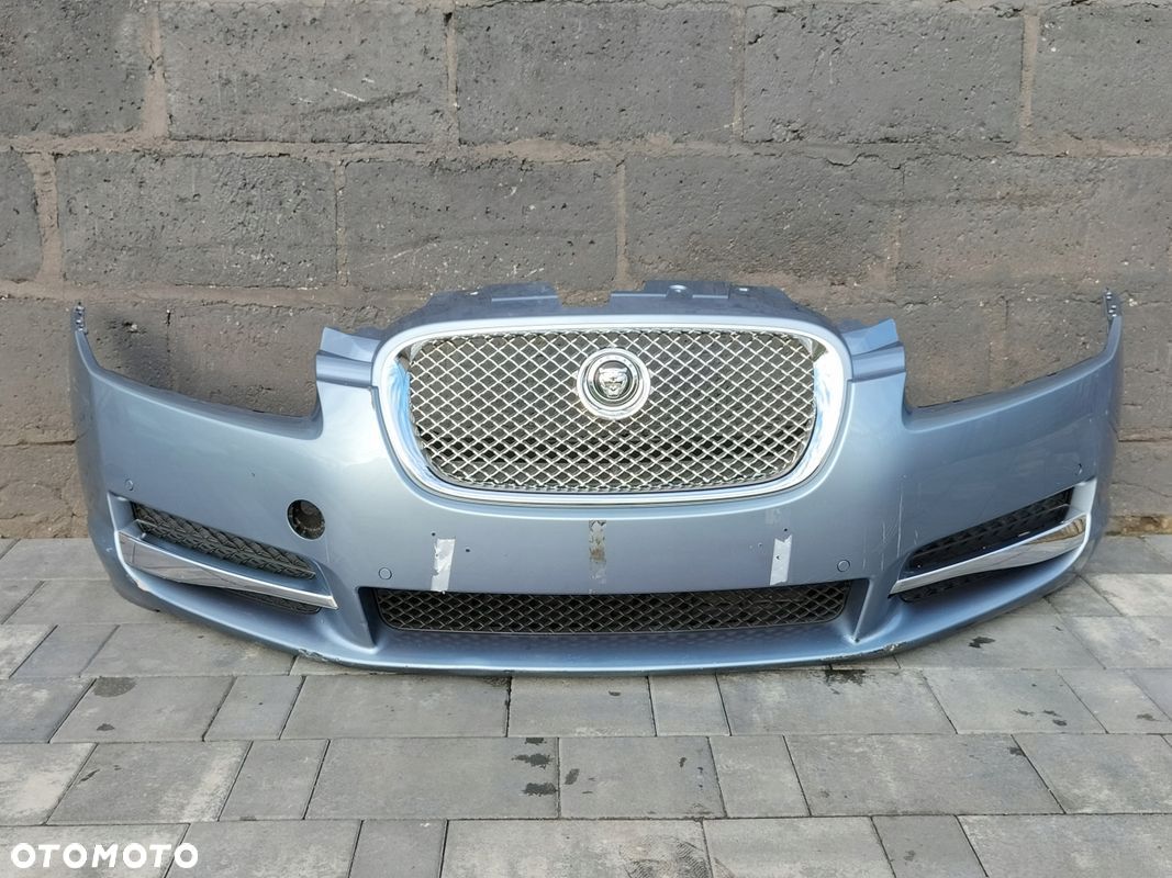 ZDERZAK PRZEDNI PRZÓD JAGUAR XF X250 - 1