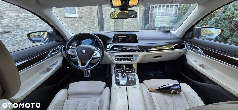 BMW Seria 7 730d - 11