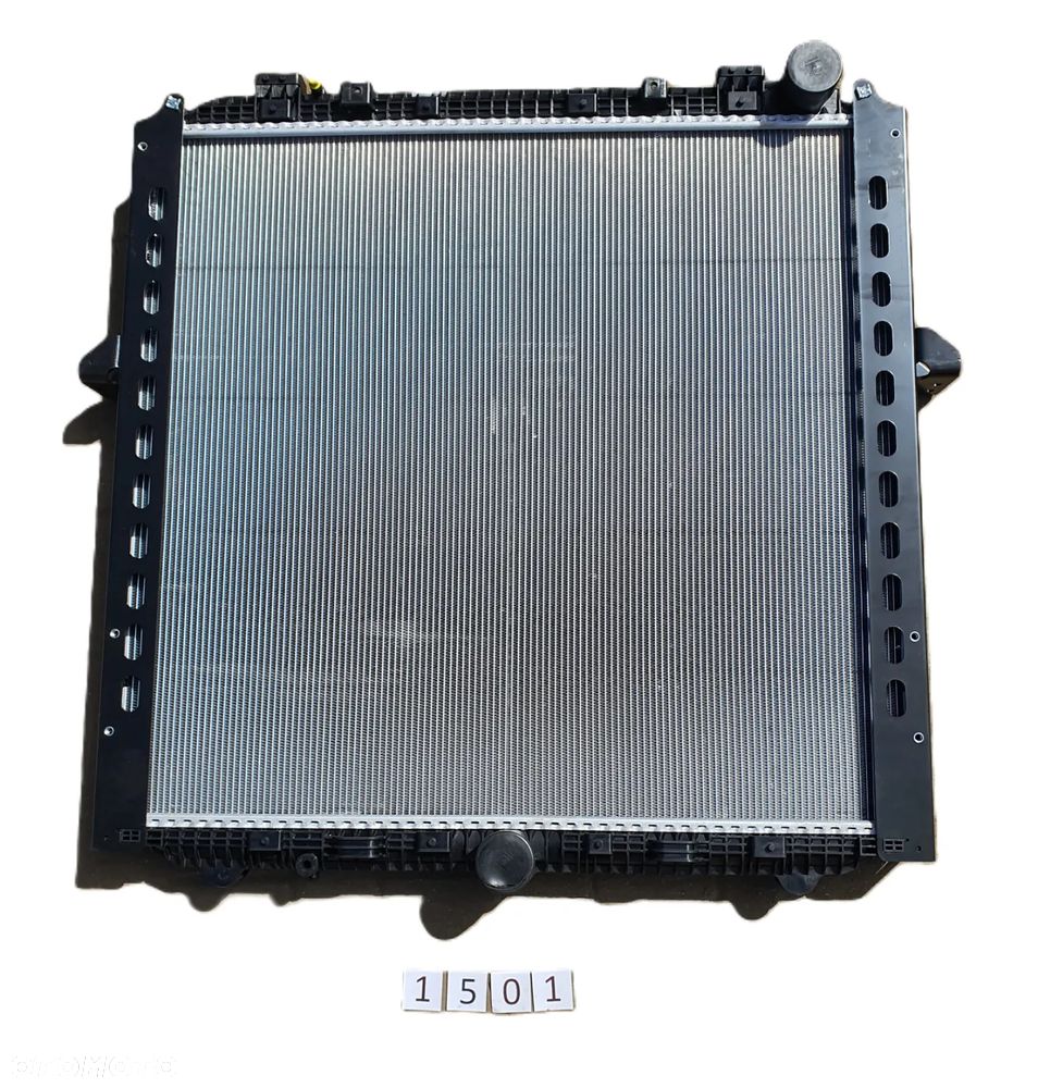 Chłodnica silnika, Mahle CR 865 000P, Mercedes Actors MP4, MP5, Antos - 1