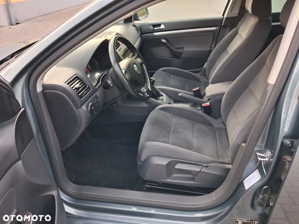Volkswagen Golf 1.4 FSI Comfortline - 12