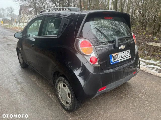 Chevrolet Spark 1.0 LS - 9