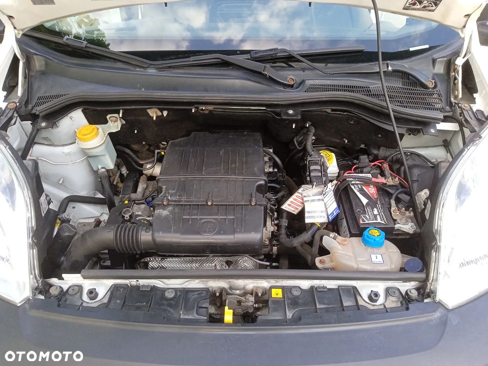 Fiat Qubo - 22