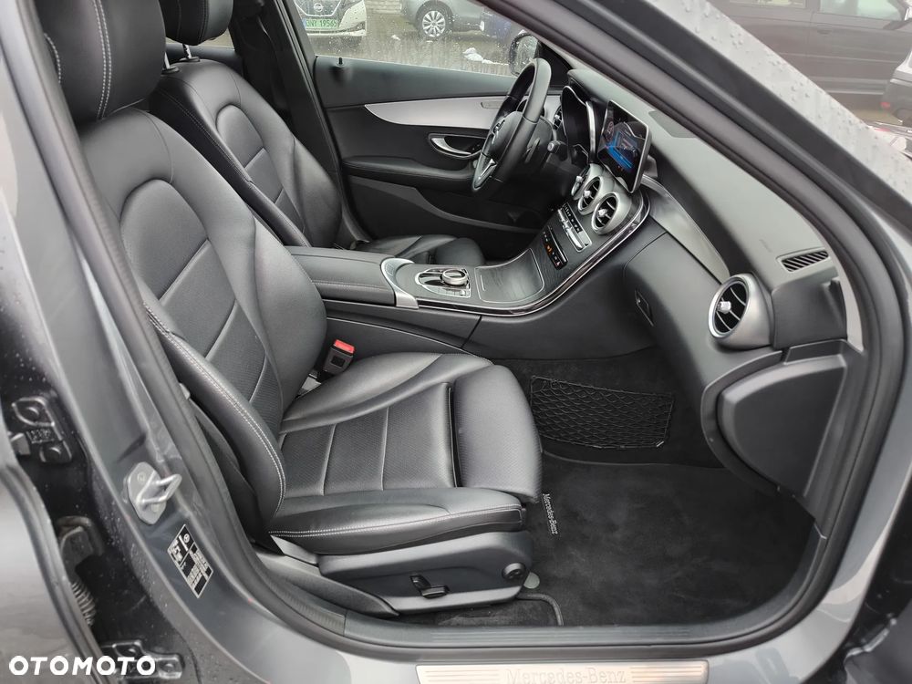 Mercedes-Benz Klasa C - 9