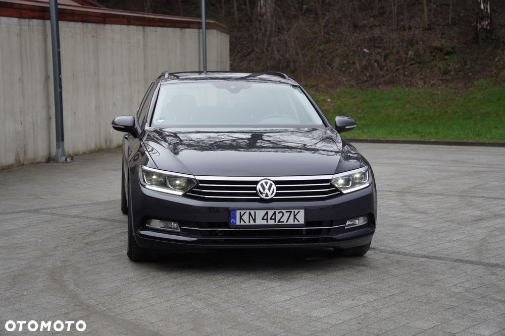 Volkswagen Passat - 10