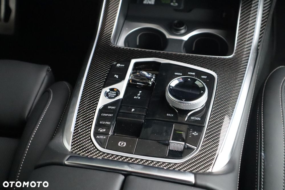 BMW X7 - 21