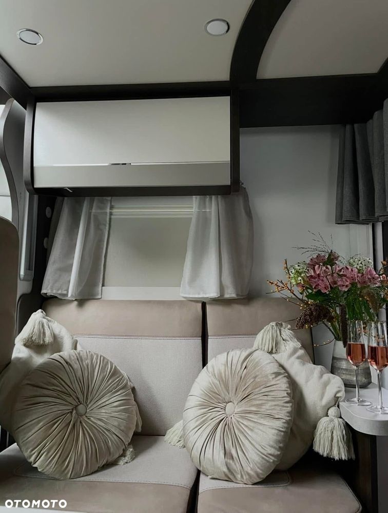 Ford Benimar Tessoro - 24