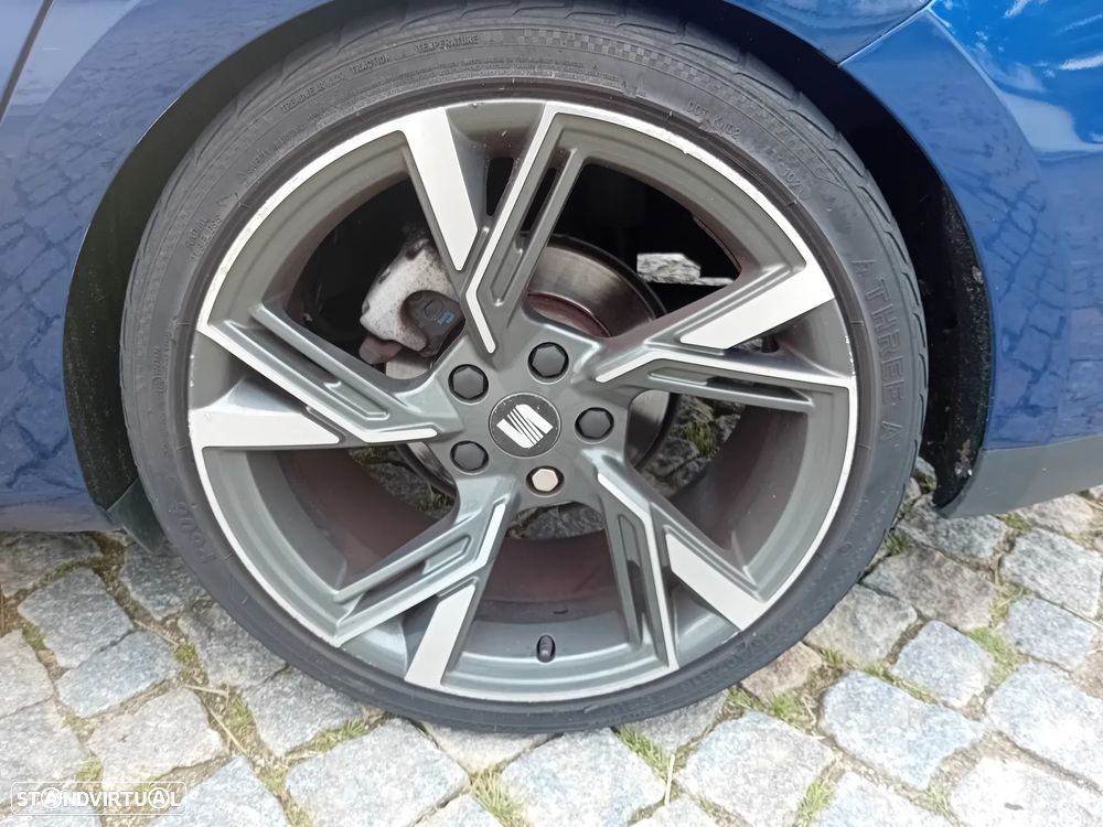 SEAT Leon ST 1.6 TDI Ecomotive Style - 22