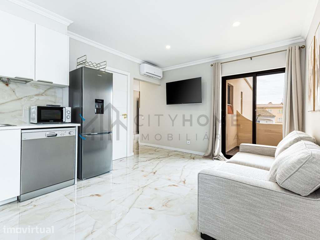 Apartamento T1+1 em Albufeira com garagem - Grande imagem: 2/23