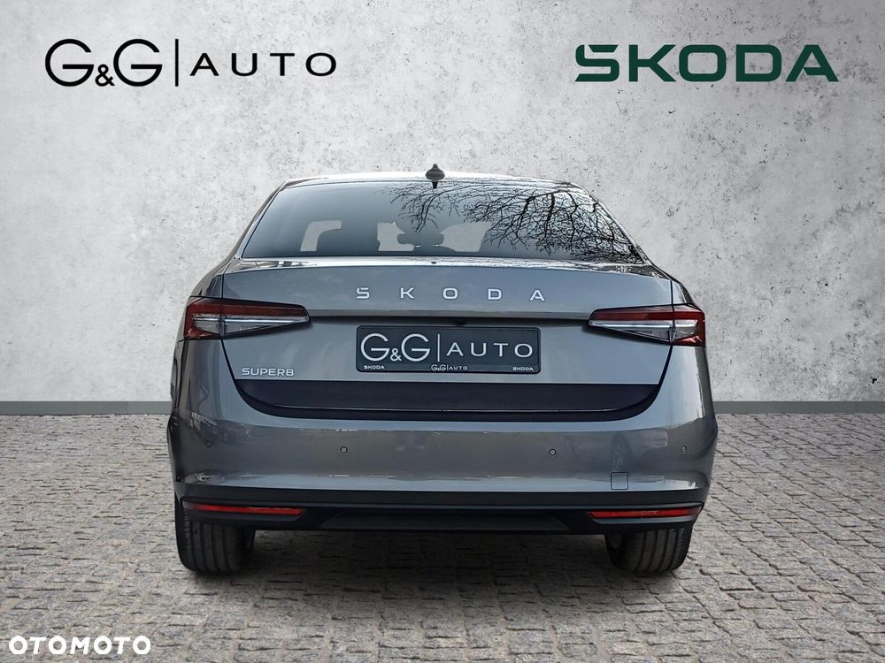 Skoda Superb 2.0 TDI SCR Edition 130 DSG - 5