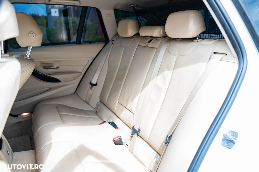 BMW Seria 3 320d Sport-Aut. Efficient Dynamics Edition Luxury Line - 7