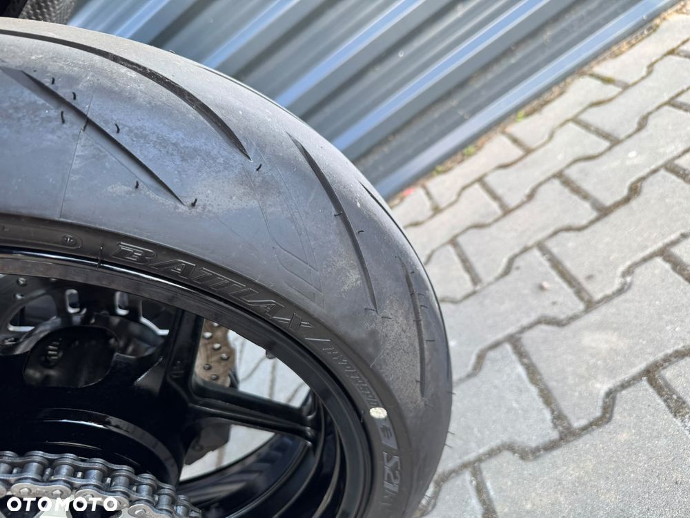 Kawasaki Ninja 1000 SX - 19