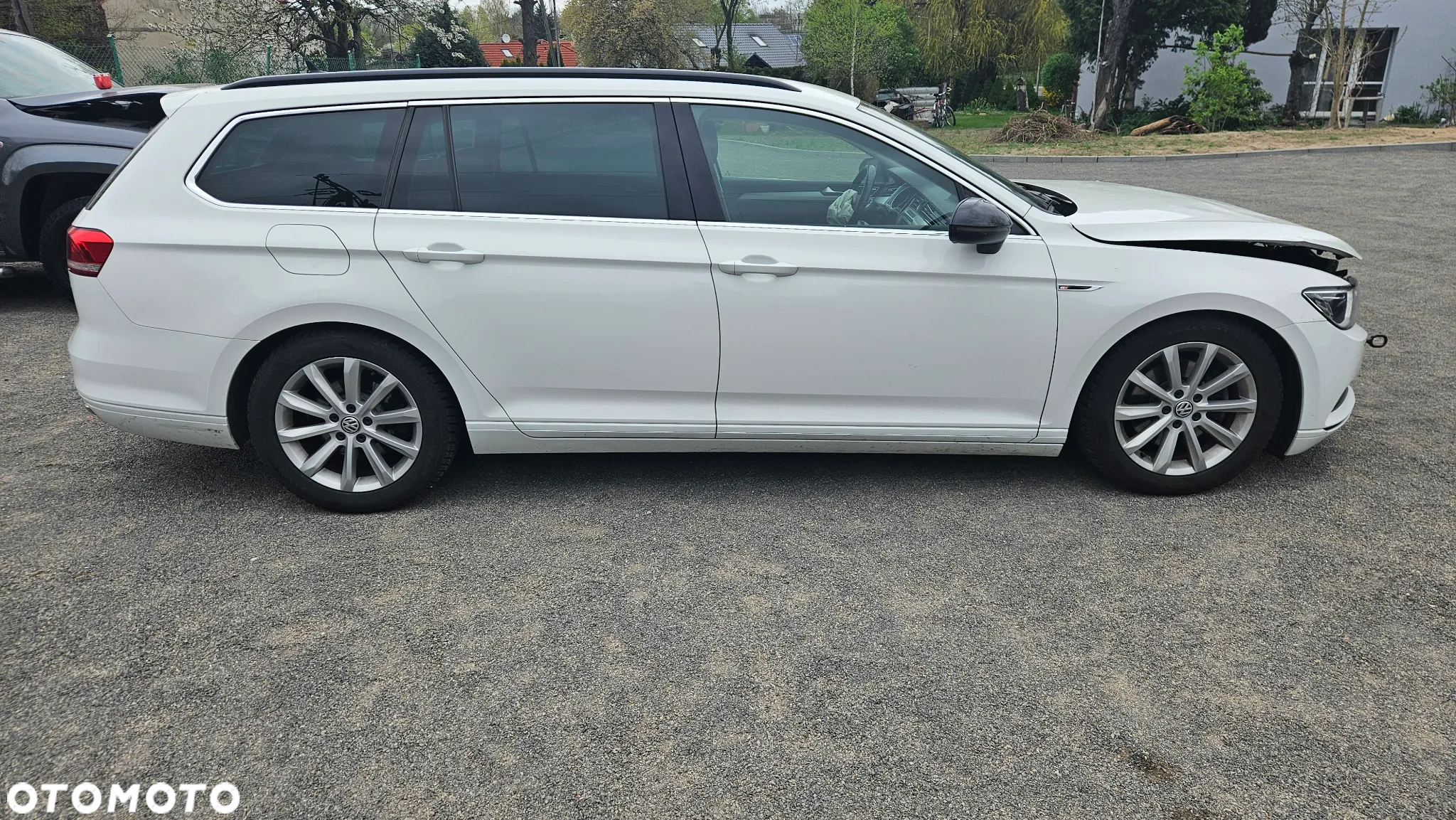 Volkswagen Passat Variant 1.6 TDI (BlueMotion Technology) DSG Comfortline - 3