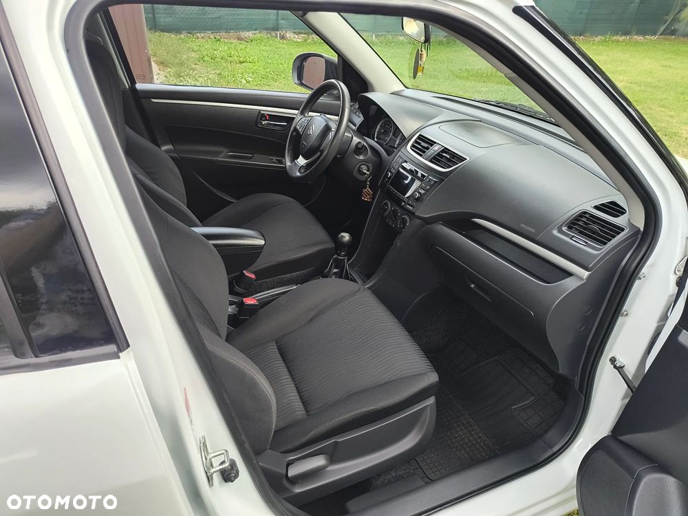 Suzuki Swift - 10