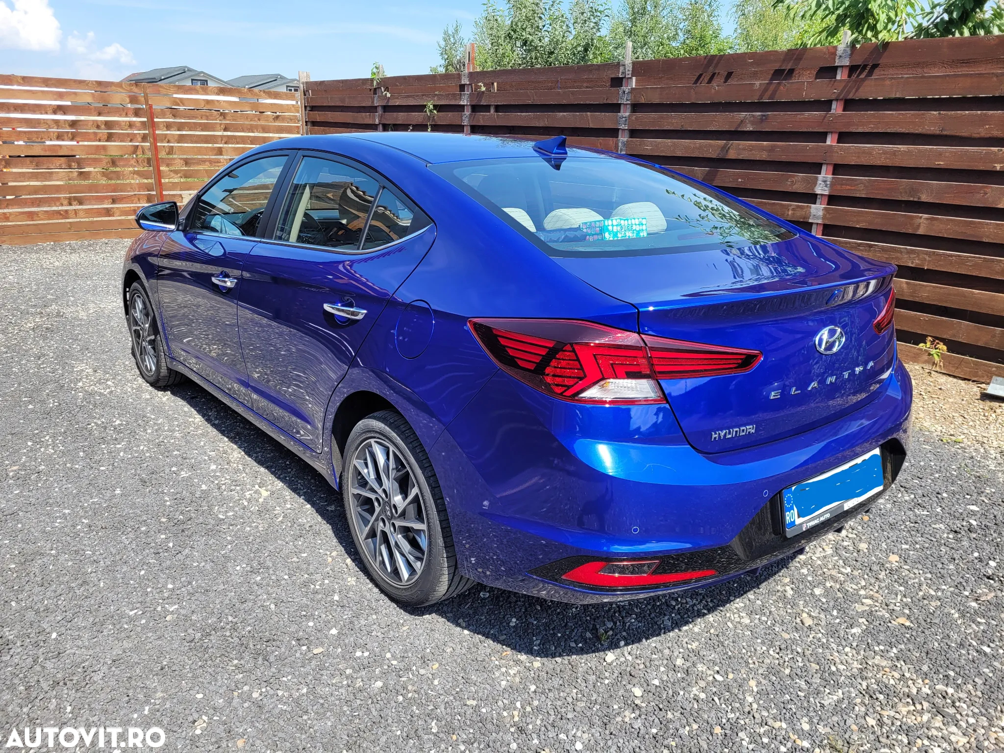 Hyundai Elantra 1.6 MPi Aut. Exclusive - 3