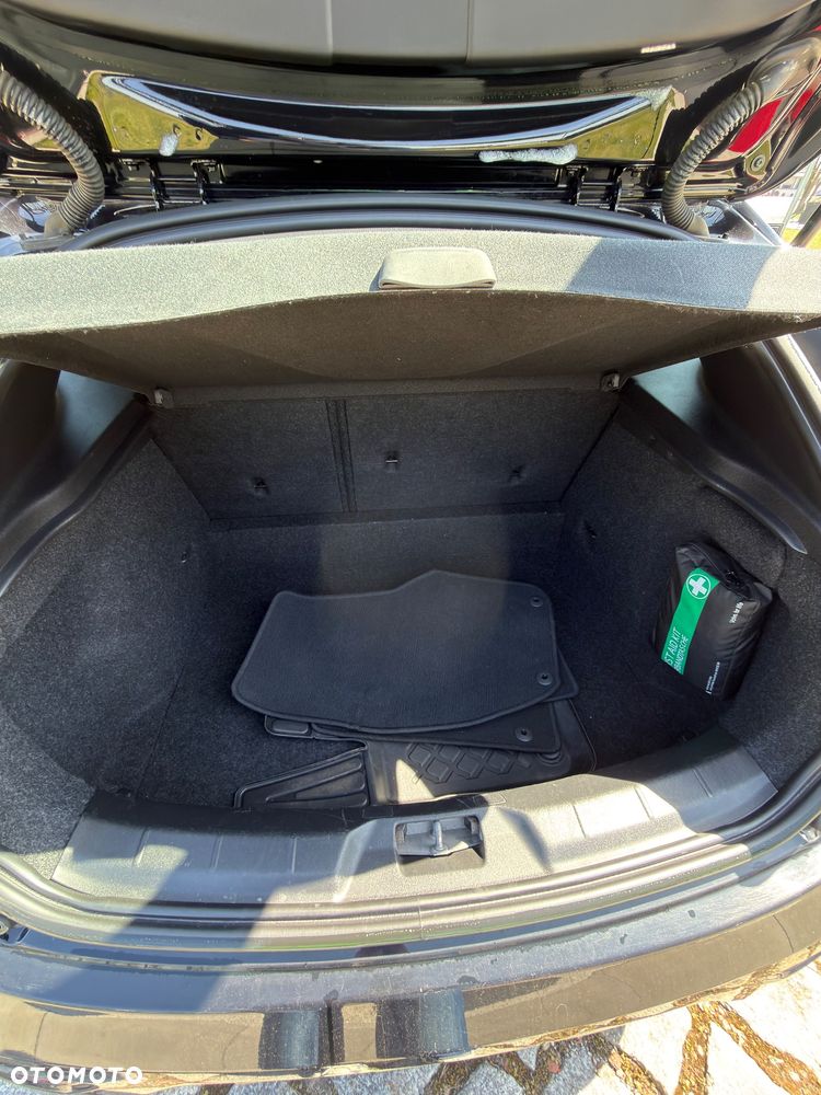 Volvo V40 T2 Momentum - 17