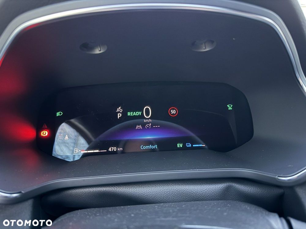 Renault Captur - 28