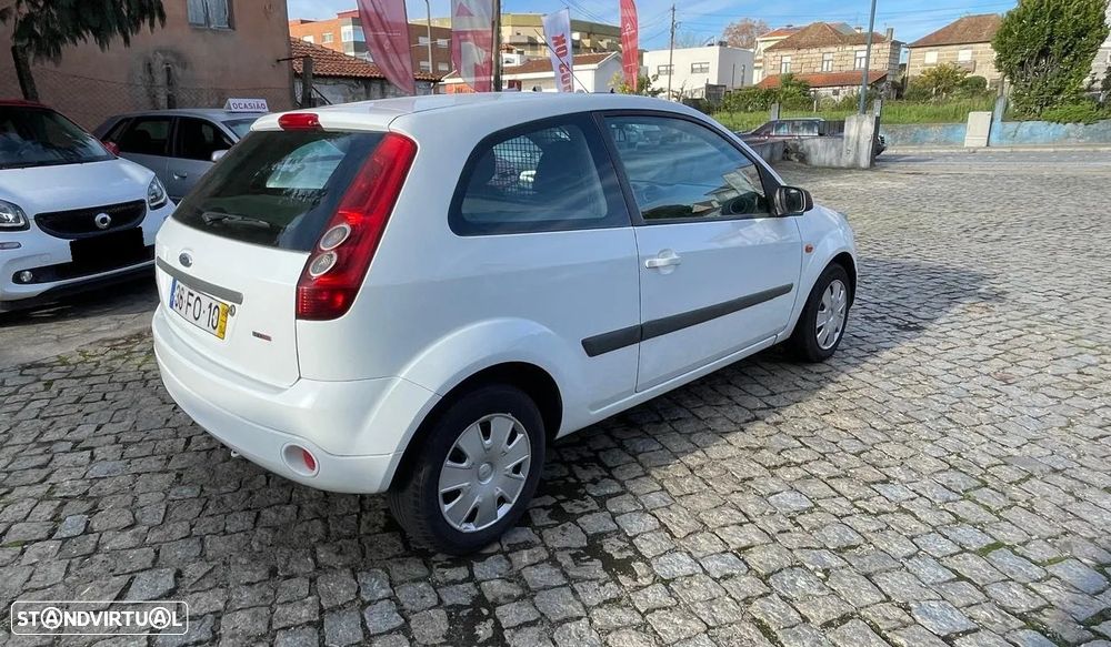 Ford Fiesta Van 1.4 Tdci  A/C - 4
