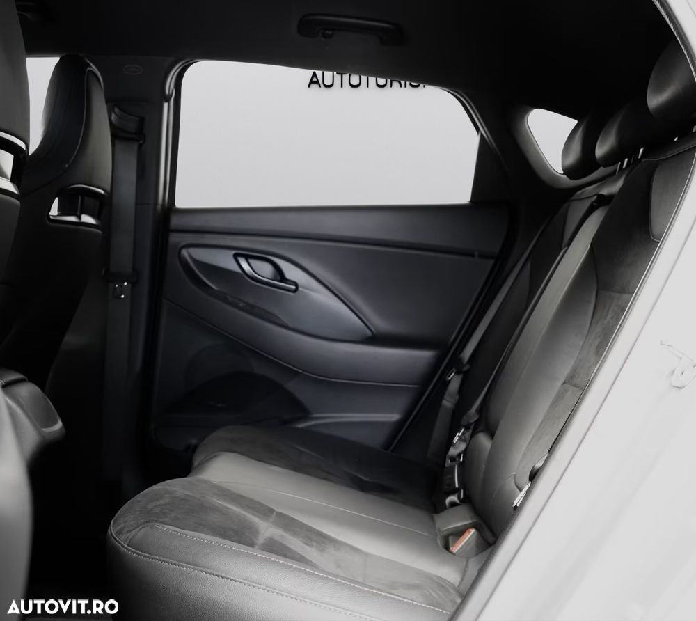 Hyundai i30 2.0 T-GDI DCT N Performance - 12