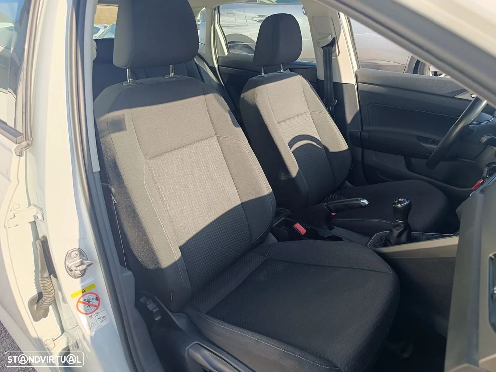 VW Polo 1.0 TGI Confortline - 12