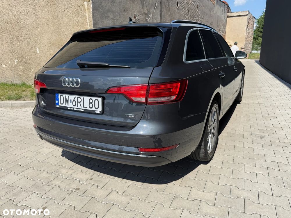 Audi A4 Avant 2.0 TDI S tronic - 5