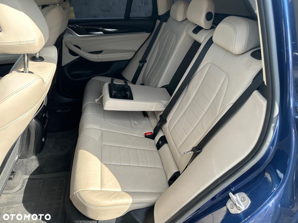 BMW X3 xDrive20d xLine - 10