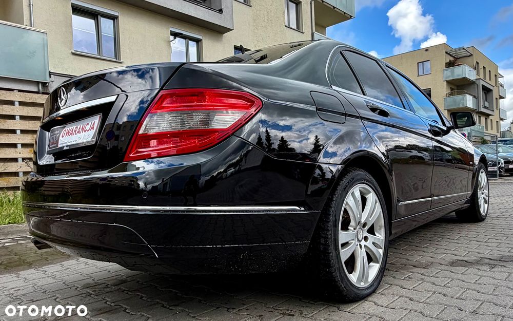 Mercedes-Benz Klasa C 180 BlueEFFICIENCY 7G-TRONIC Avantgarde - 9