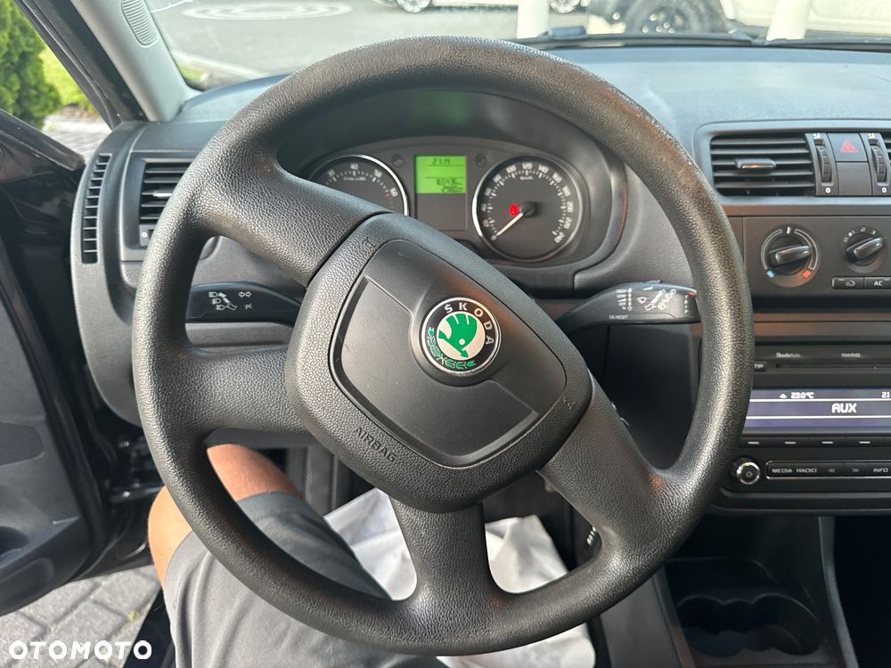 Skoda Fabia 1.2 HTP Ambiente - 13