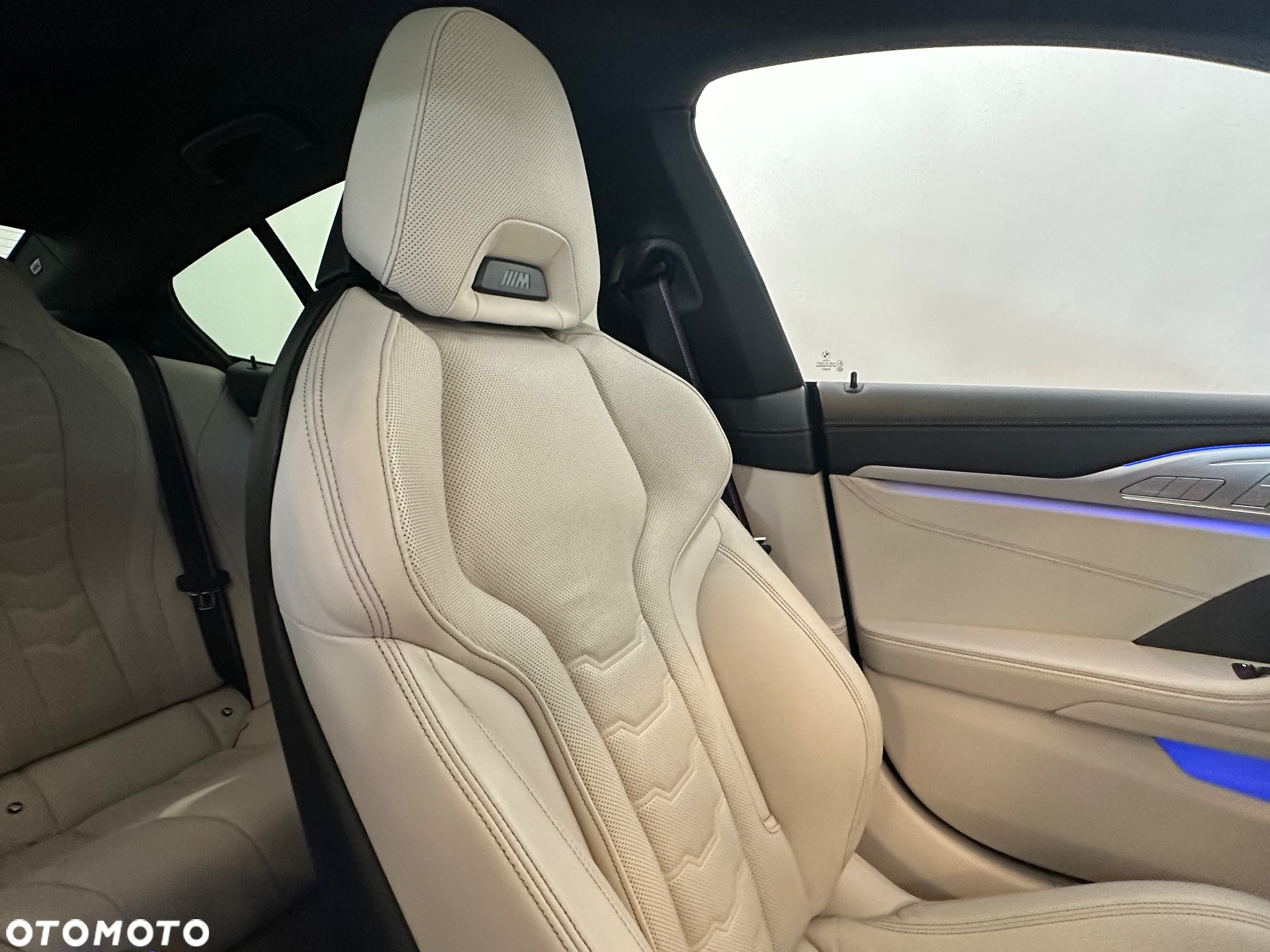 BMW Seria 8 M850i xDrive Gran Coupe - 30