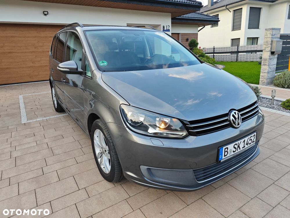 Volkswagen Touran - 26