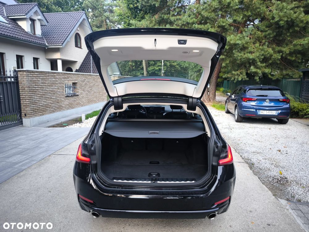 BMW Seria 3 - 24