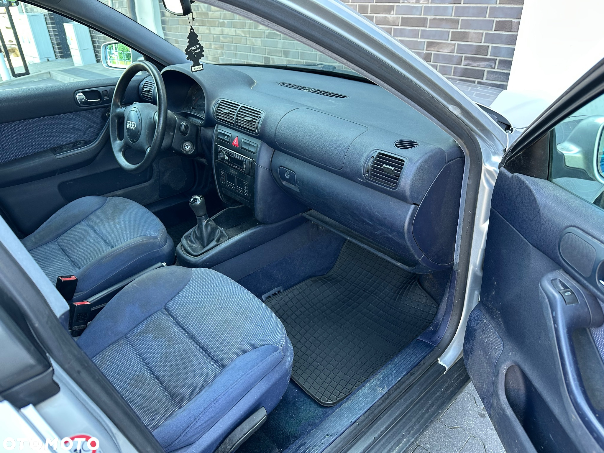 Audi A3 1.6 Ambiente - 10