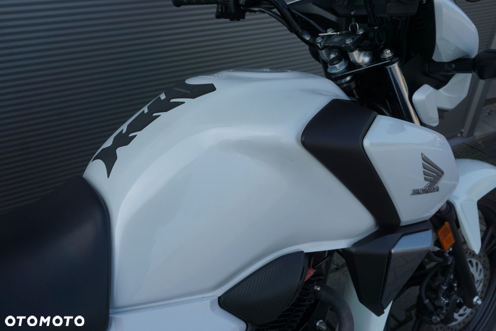 Honda CB - 4