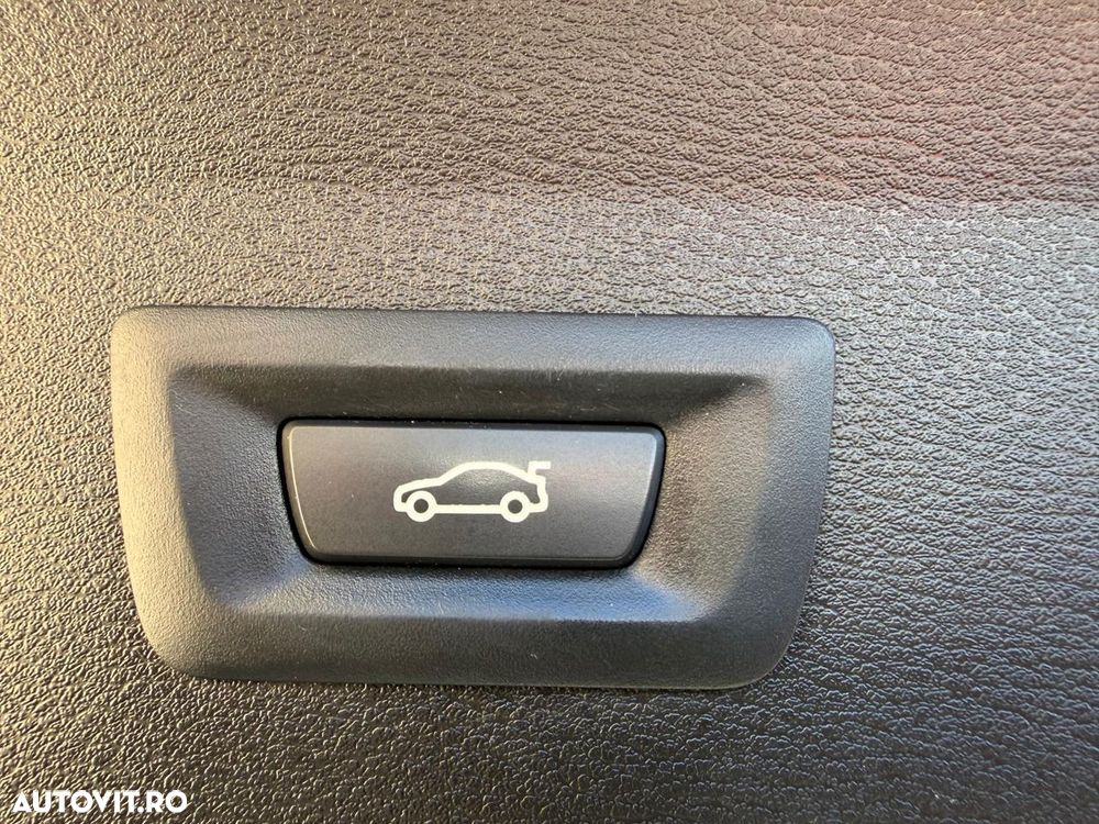 BMW X1 sDrive18d Aut. M Sport - 12