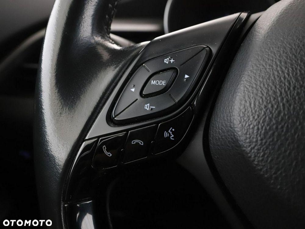 Toyota C-HR Business-Edition - 32