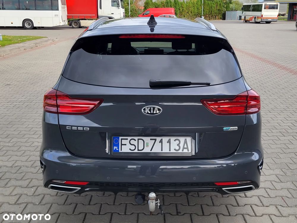 Kia Ceed 1.6 GDI PHEV XL DCT - 9
