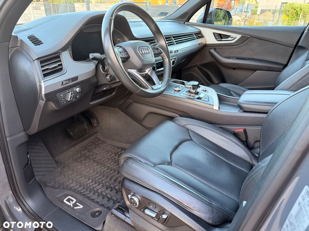 Audi Q7 - 9