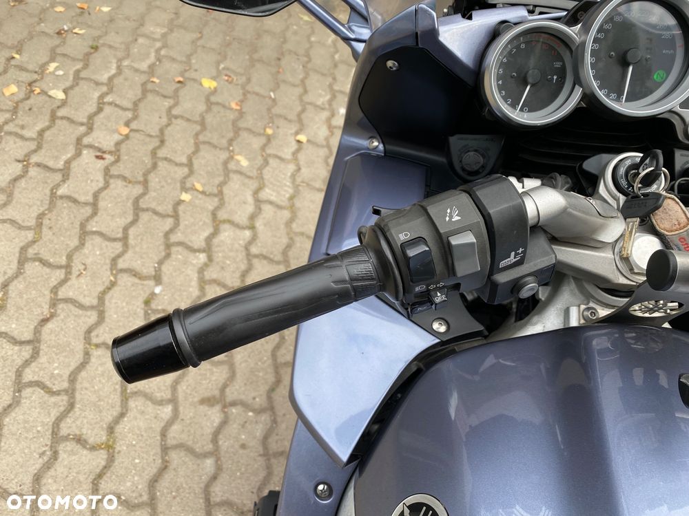Yamaha FJR - 15